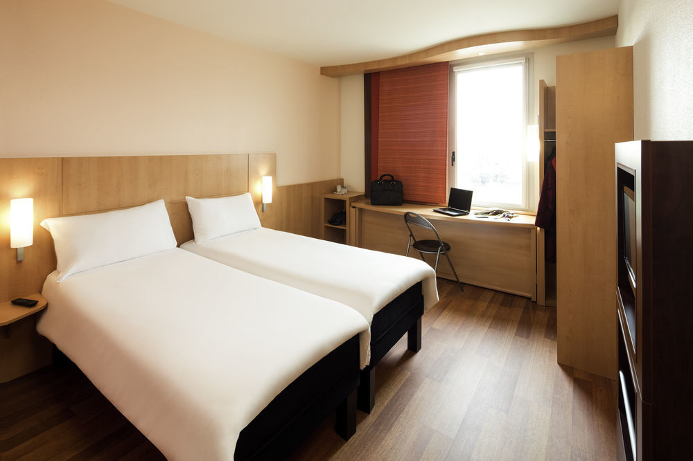Hotel Ibis Bragança Εξωτερικό φωτογραφία